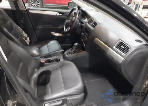 2013 Volkswagen Jetta 2.5L Se from USA, damaged, VIN 3VWDP7AJ9DM208424